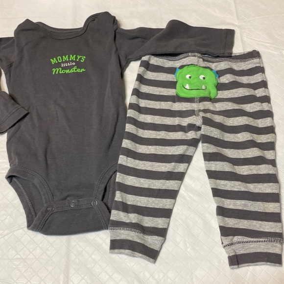 Carters infant pajamas long sleeve onesie, top and bottom mommy’s little monster - Picture 1 of 6